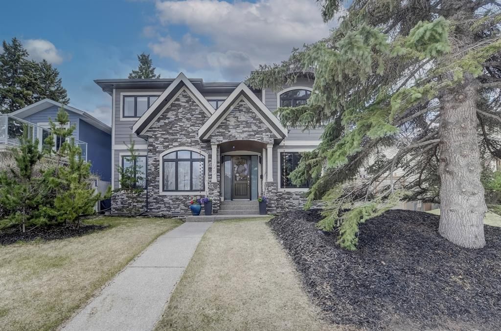 New property listed in Wildwood, Calgary