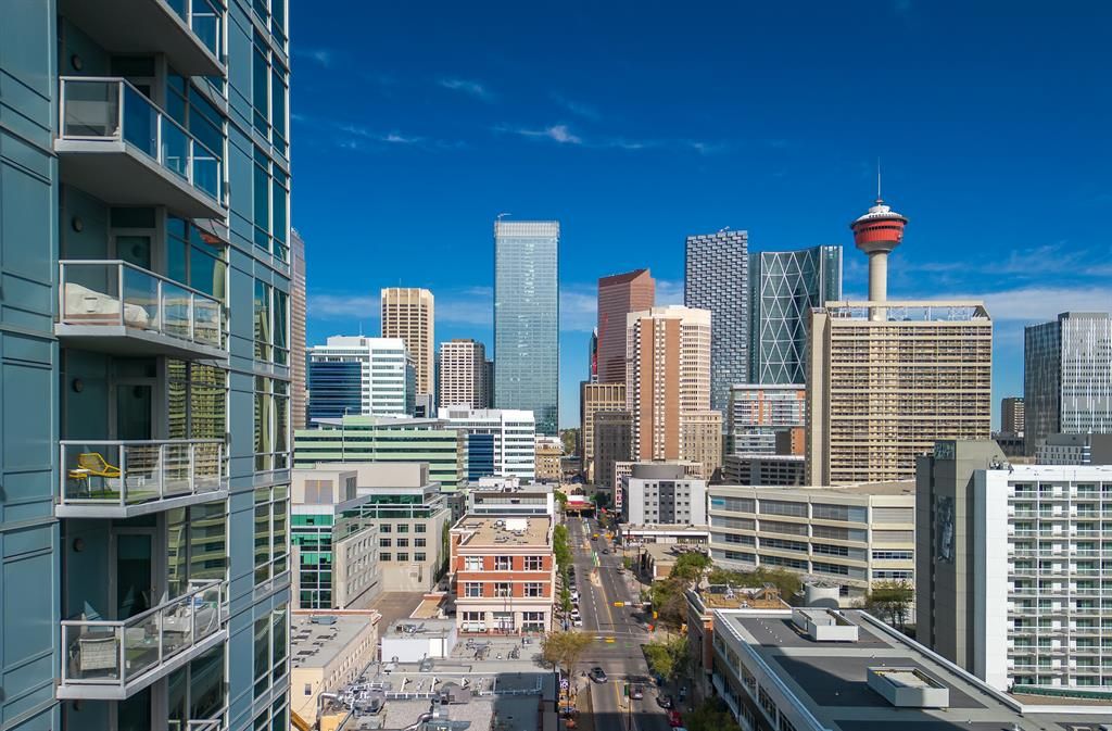 I have sold a property at 1301 215 13 AVENUE SW in Calgary

